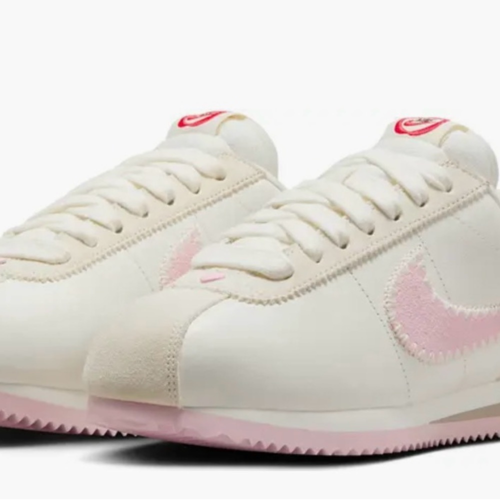 Nike Cortez Sneakers - Cream and Pink